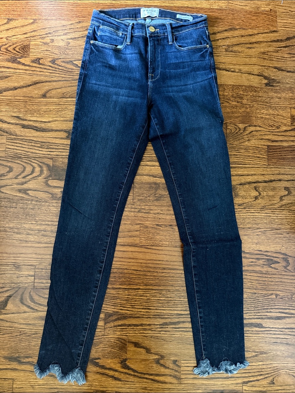 Frame Denim Dark Blue Skinny Jeans with Frayed Hem